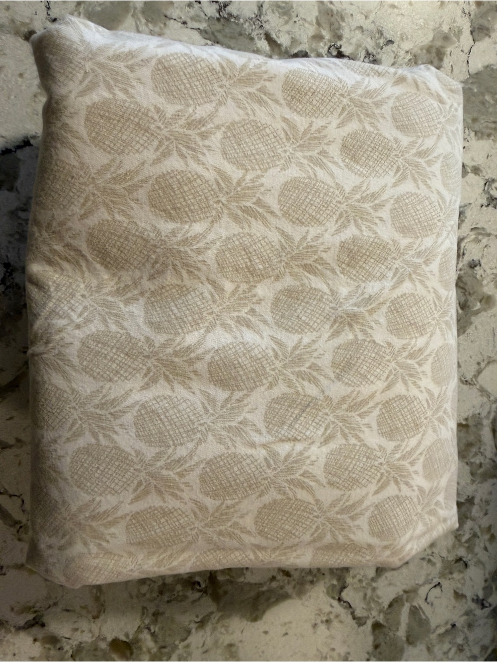 Tommy bahama Neutral Pineapple Print pillowcase set